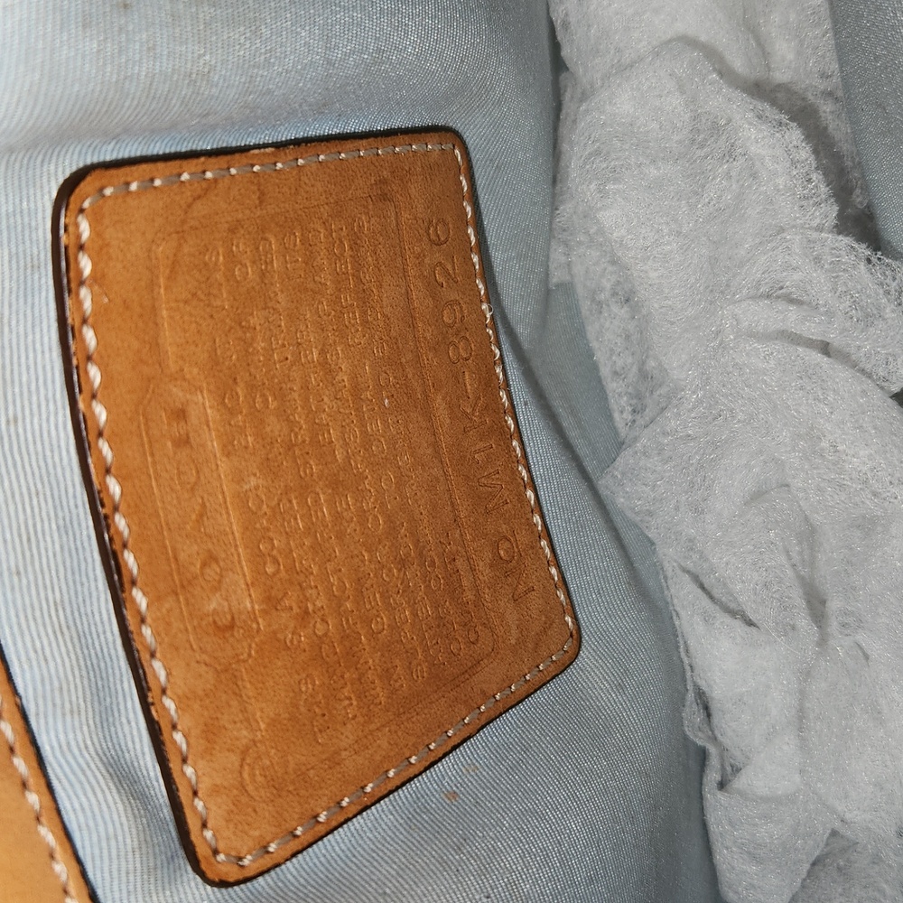 Vintage Coach Shoulder Bag - Picture 5 of 11